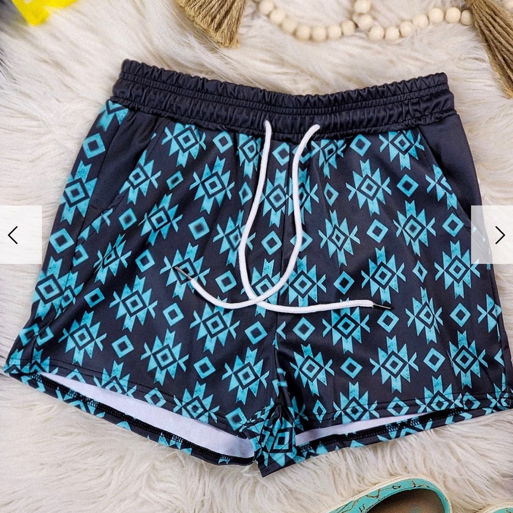 NWOT Aztec print shorts